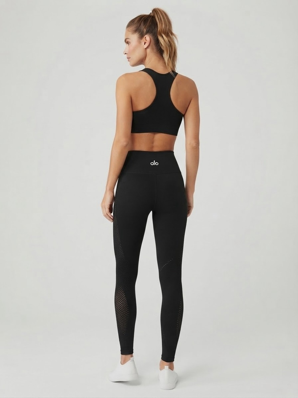 Alo Yoga Side Mesh Workout Leggings - Extra Small EUC